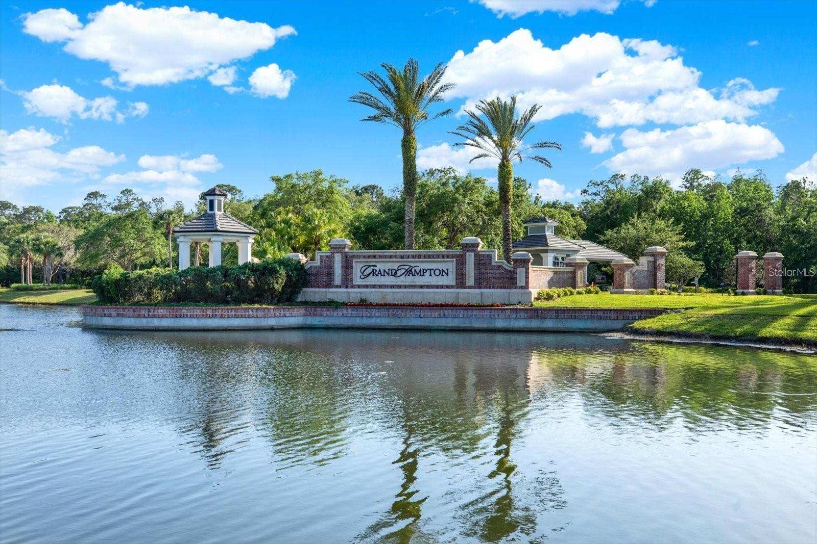 GRAND HAMPTON PH 4 - Residential