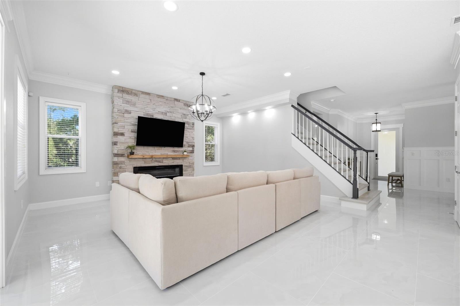 GRAND HAMPTON PH 4 - Residential