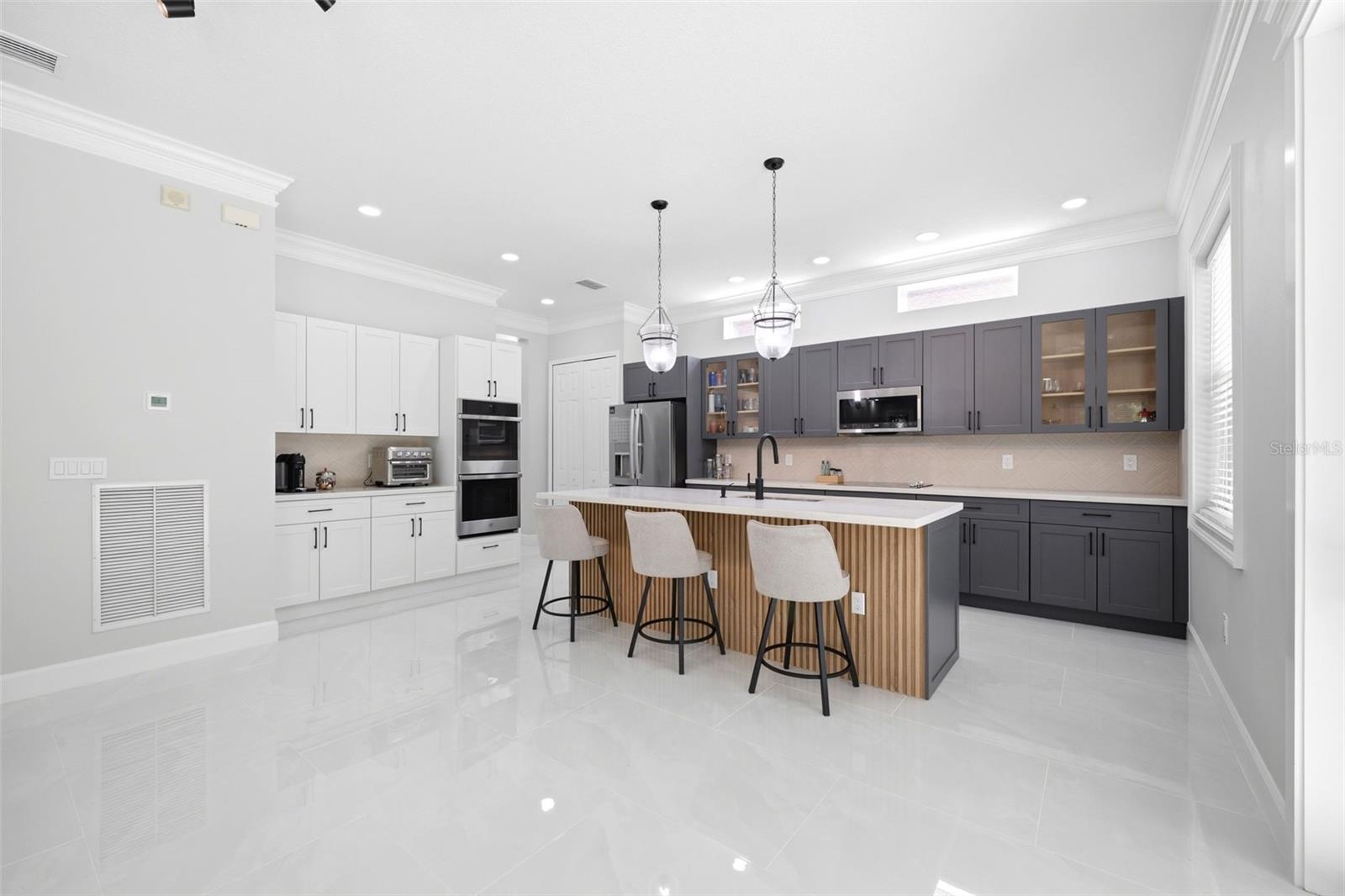 GRAND HAMPTON PH 4 - Residential