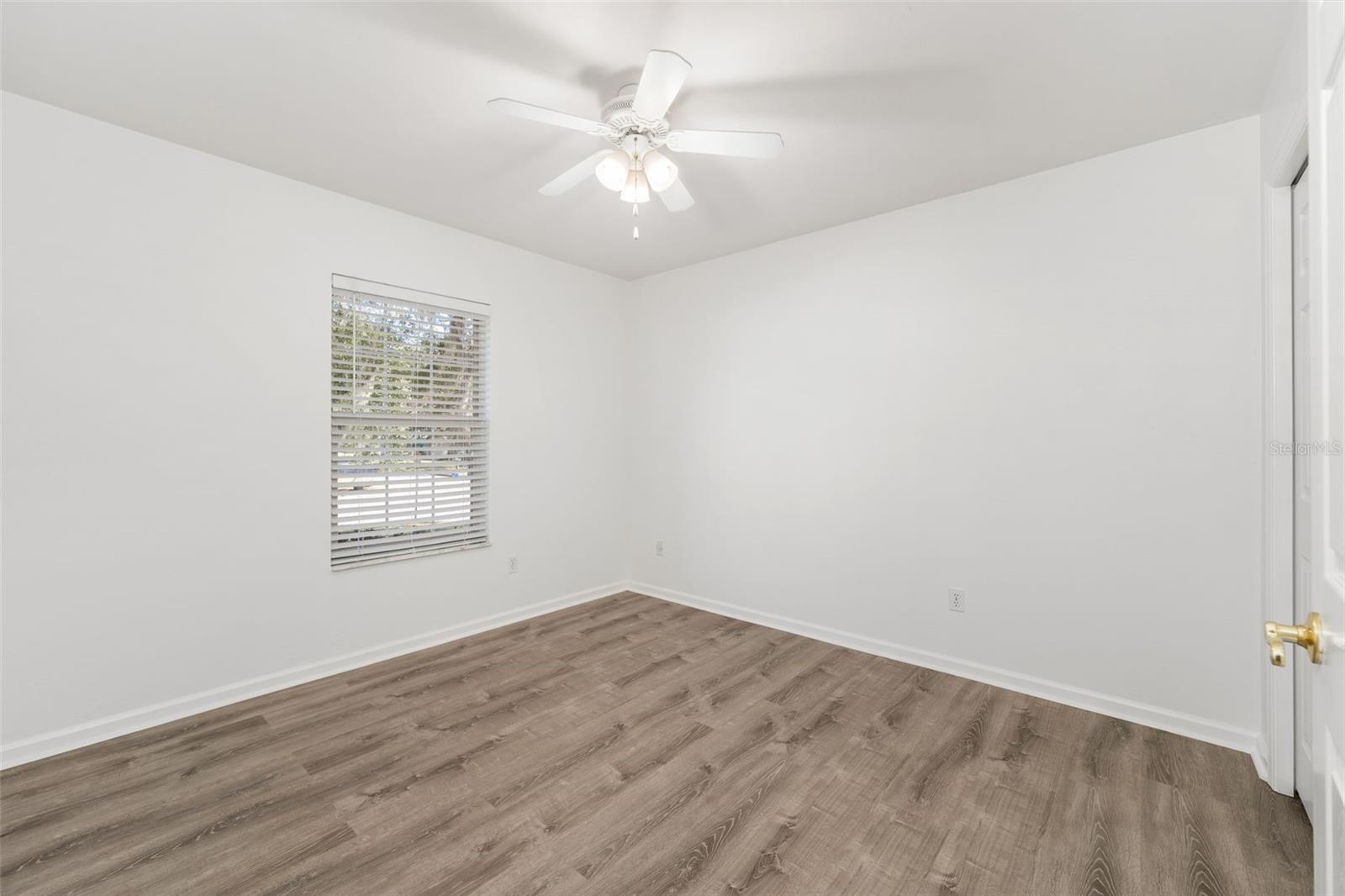 HAMILTON POND - Residential