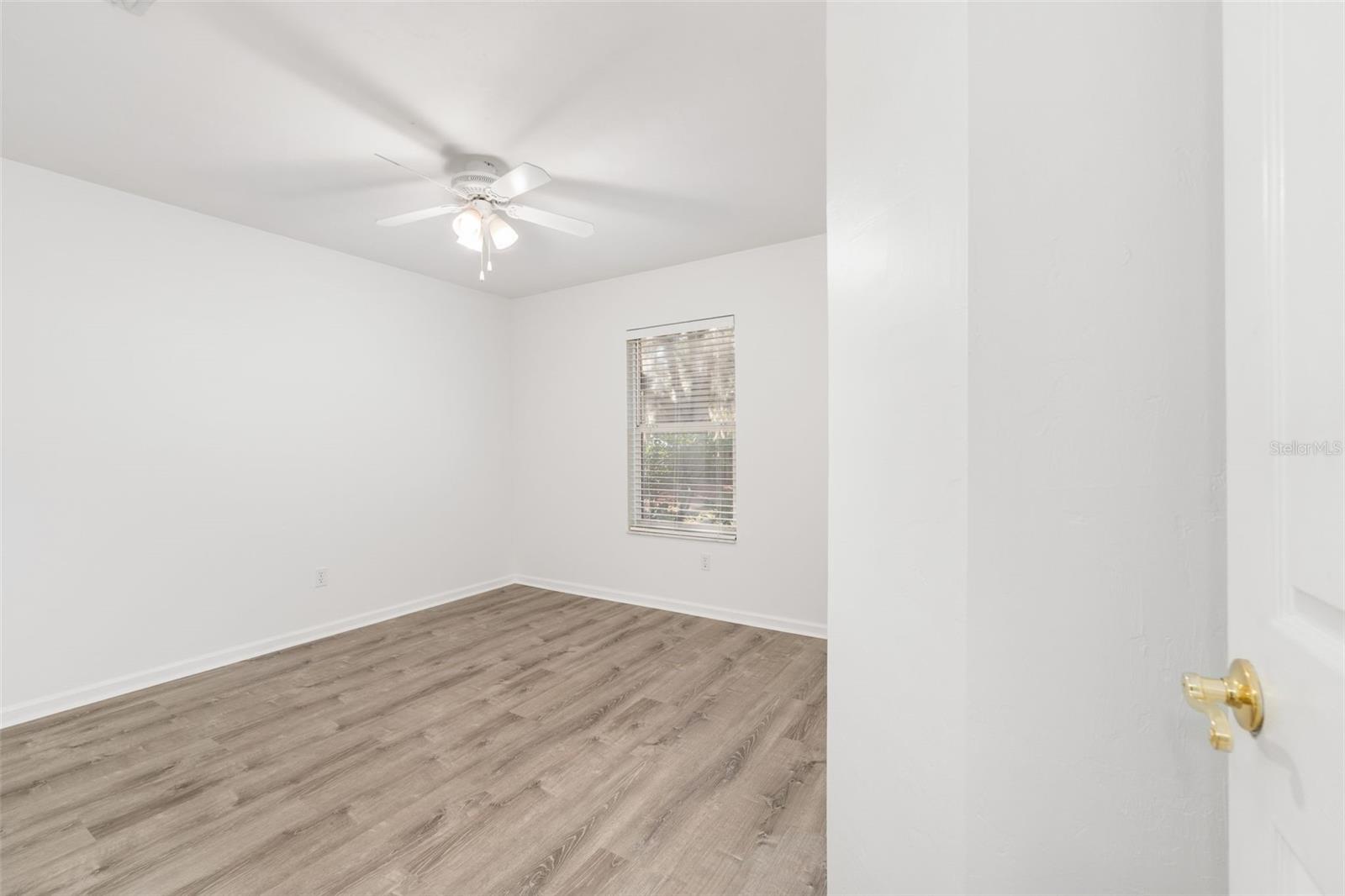 HAMILTON POND - Residential