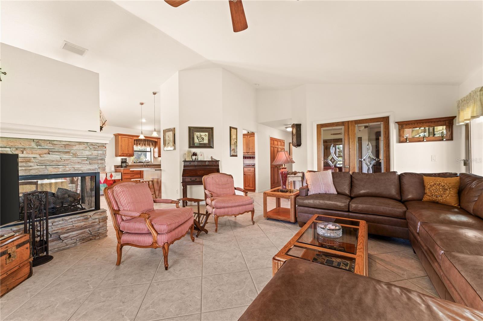 RED TAIL AIRSTRIP - Residential