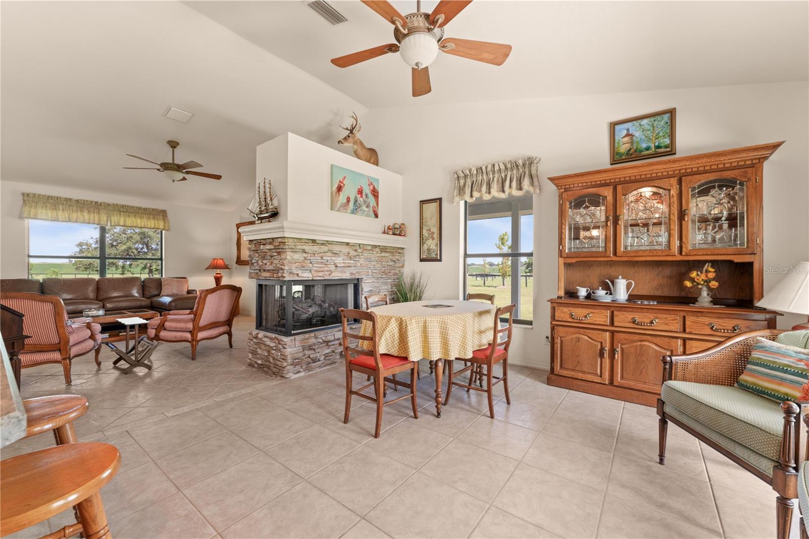 RED TAIL AIRSTRIP - Residential