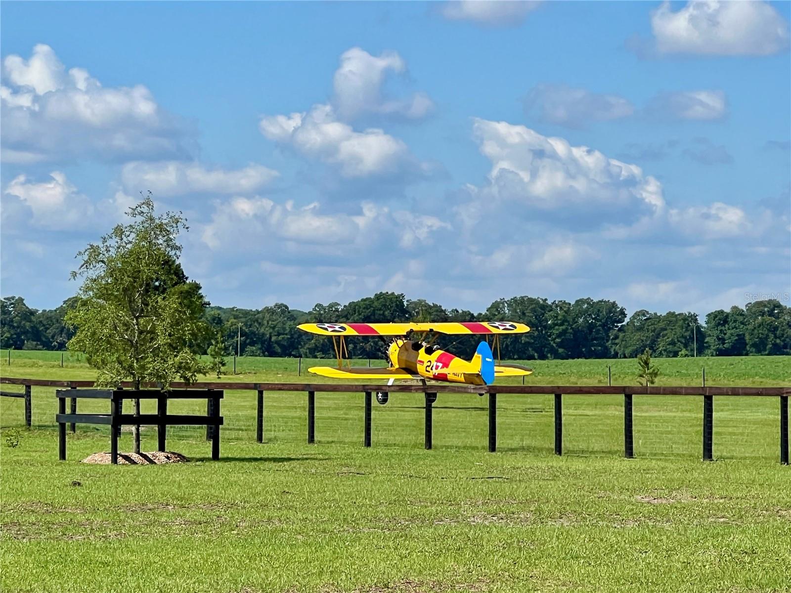 RED TAIL AIRSTRIP - Residential