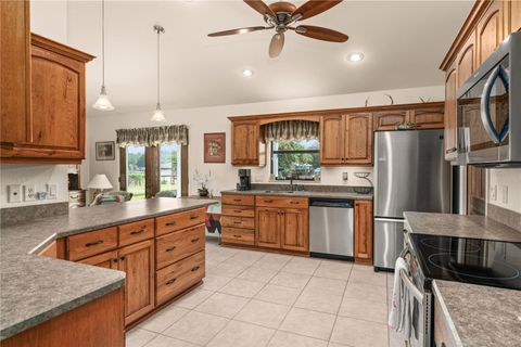 Tiny photo for 3650 SE 165th Avenue, Morriston, FL 32668 (MLS # OM714240)