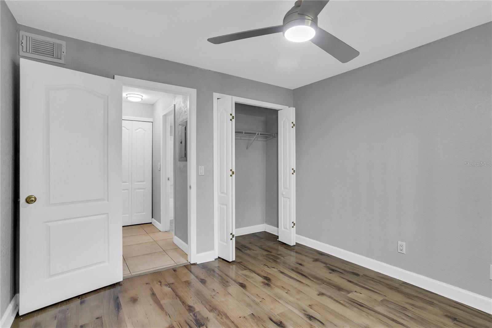 THE HAMPTONS AT BRANDON A CONDO - Residential