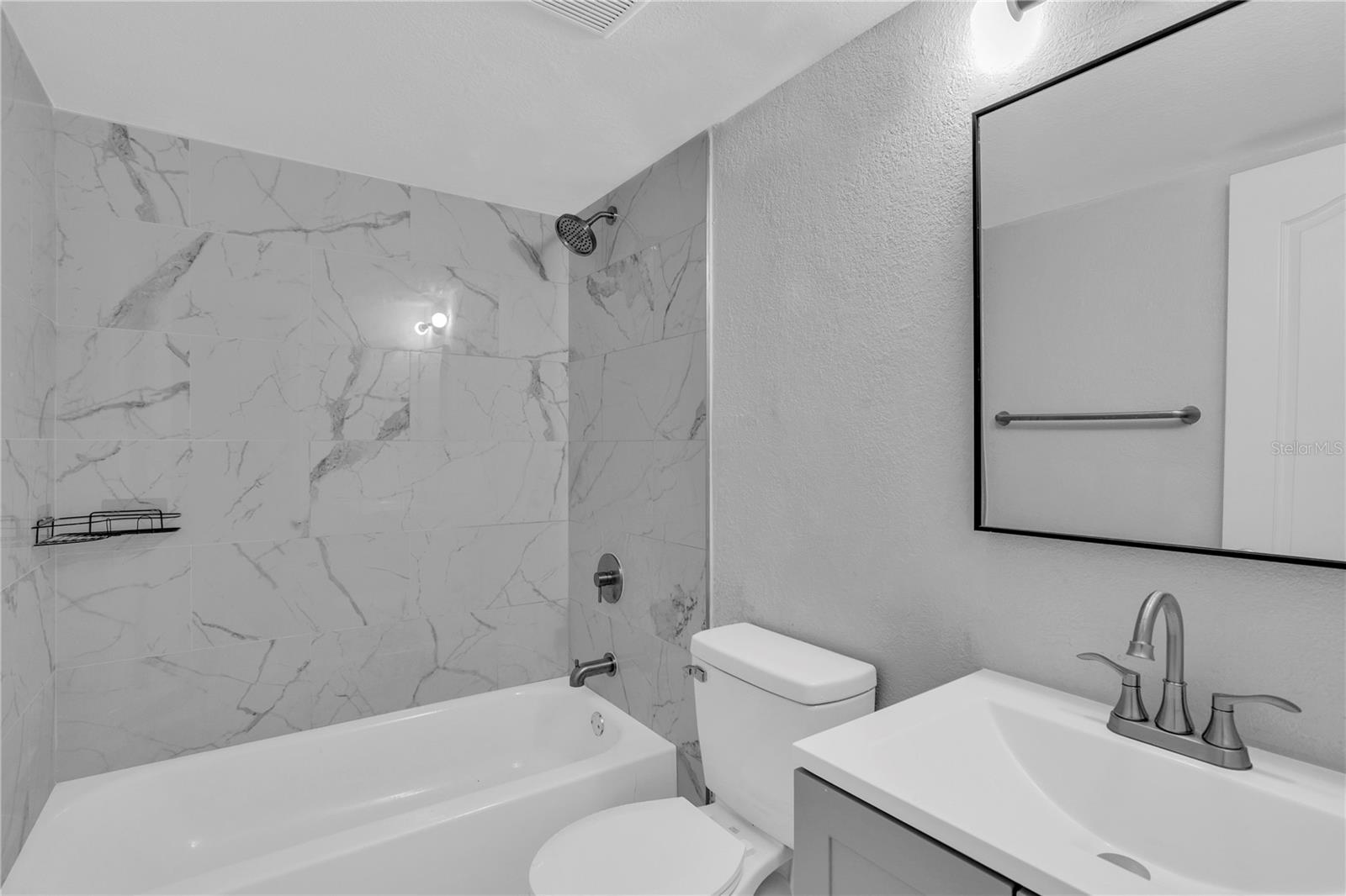 THE HAMPTONS AT BRANDON A CONDO - Residential