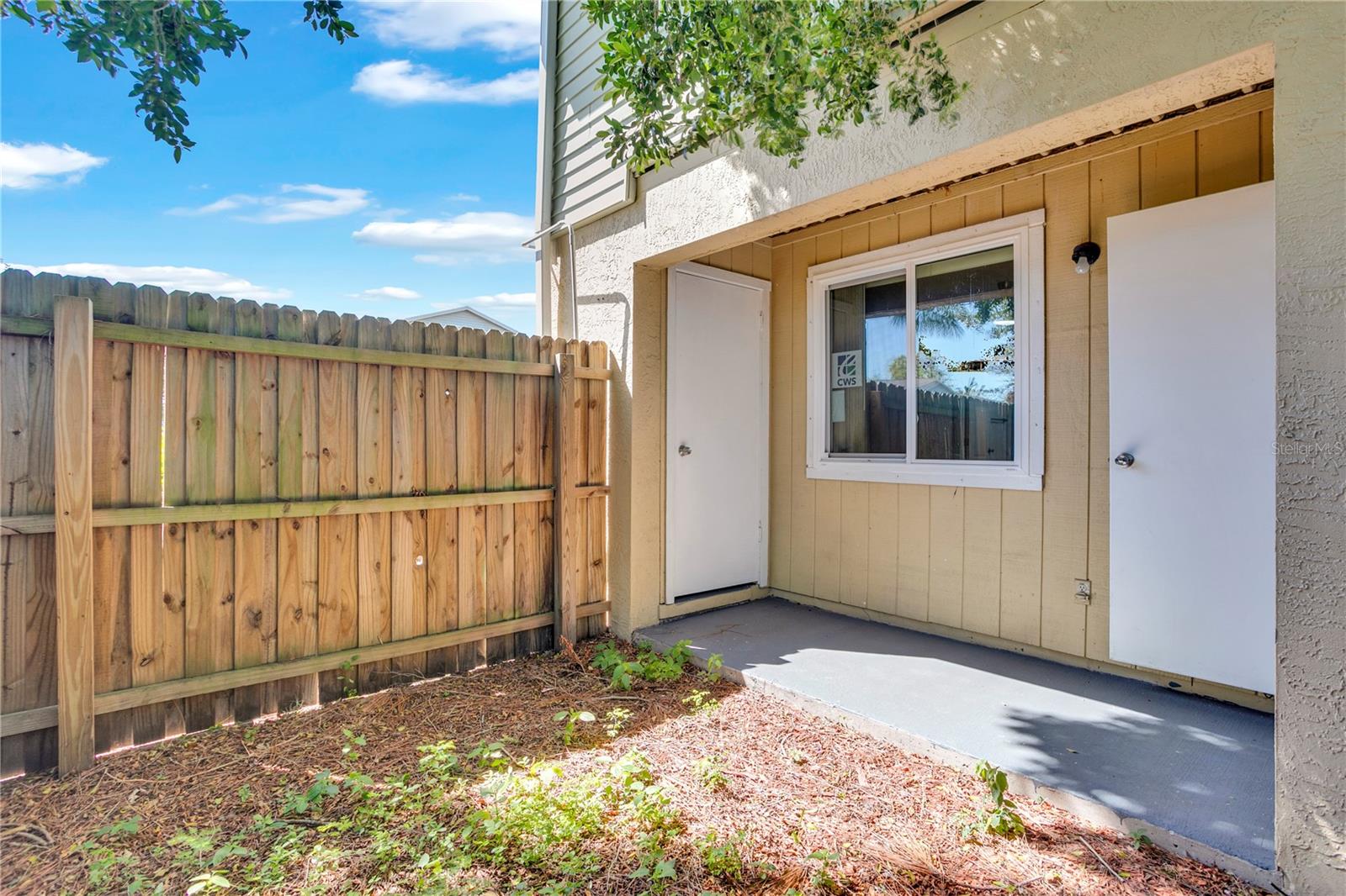 THE HAMPTONS AT BRANDON A CONDO - Residential