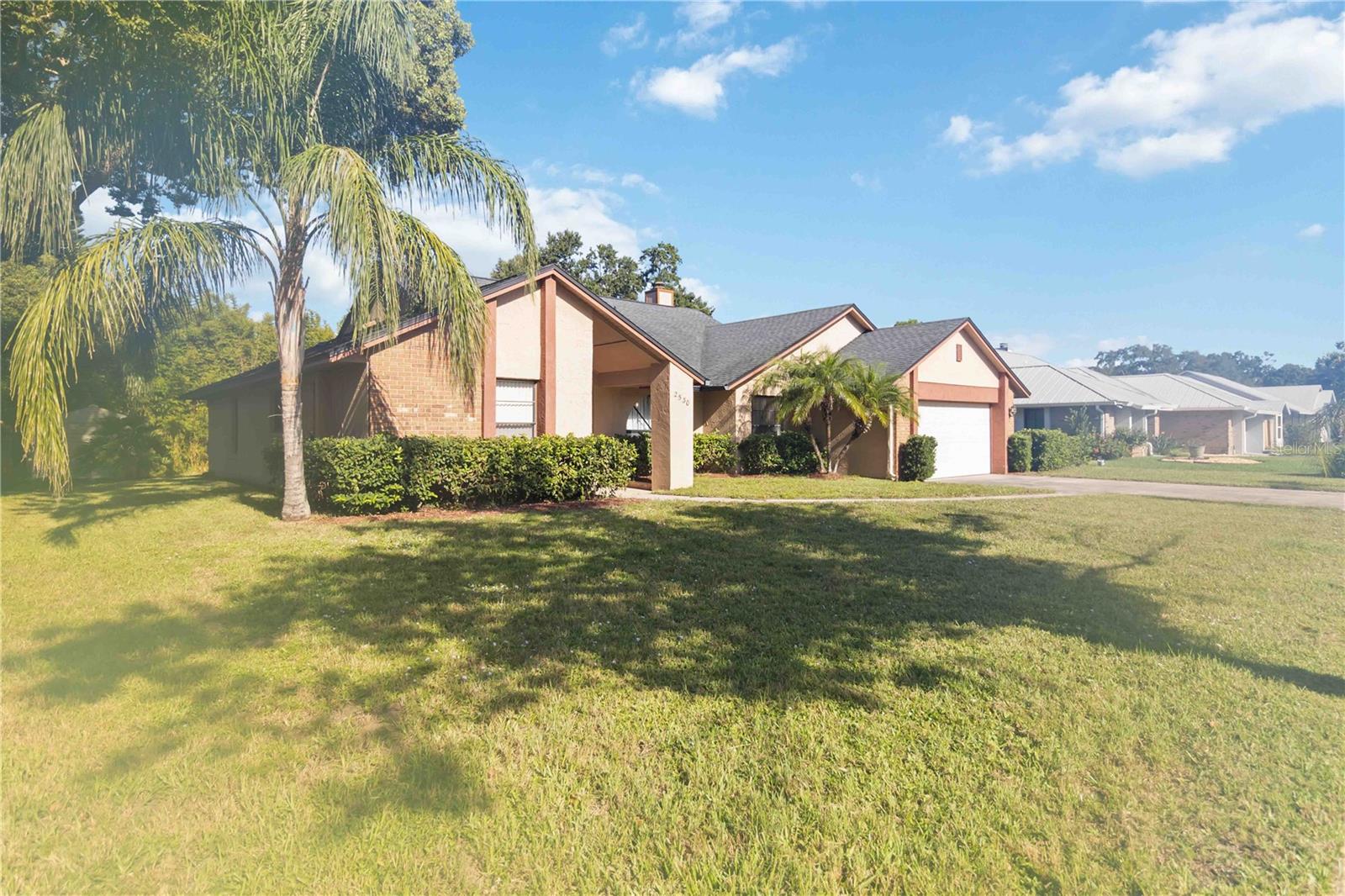 2530 CREEKVIEW CIRCLE