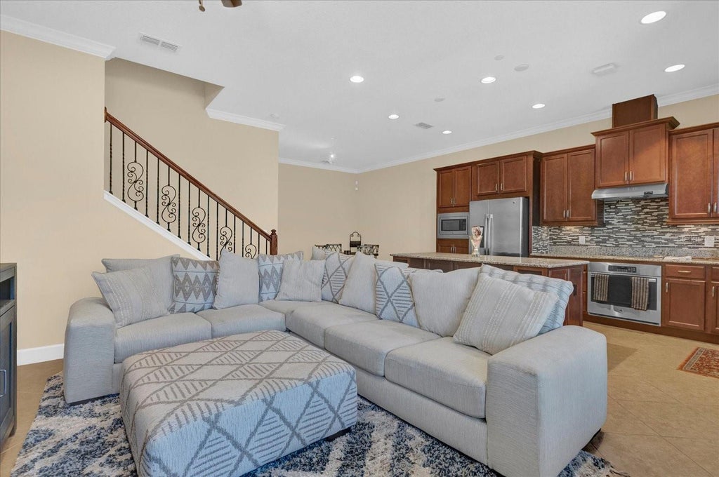 Photo of 9219 Laureate Boulevard, Orlando, FL 32827 (MLS # G5113962)