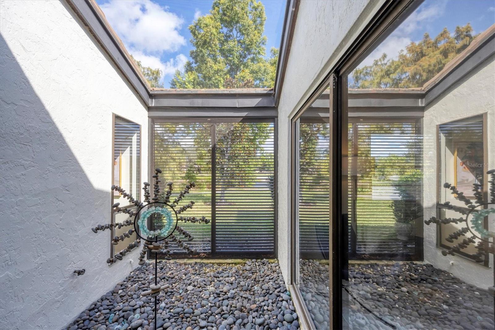 GLEN OAKS MANOR HOMES PH 1 - Residential