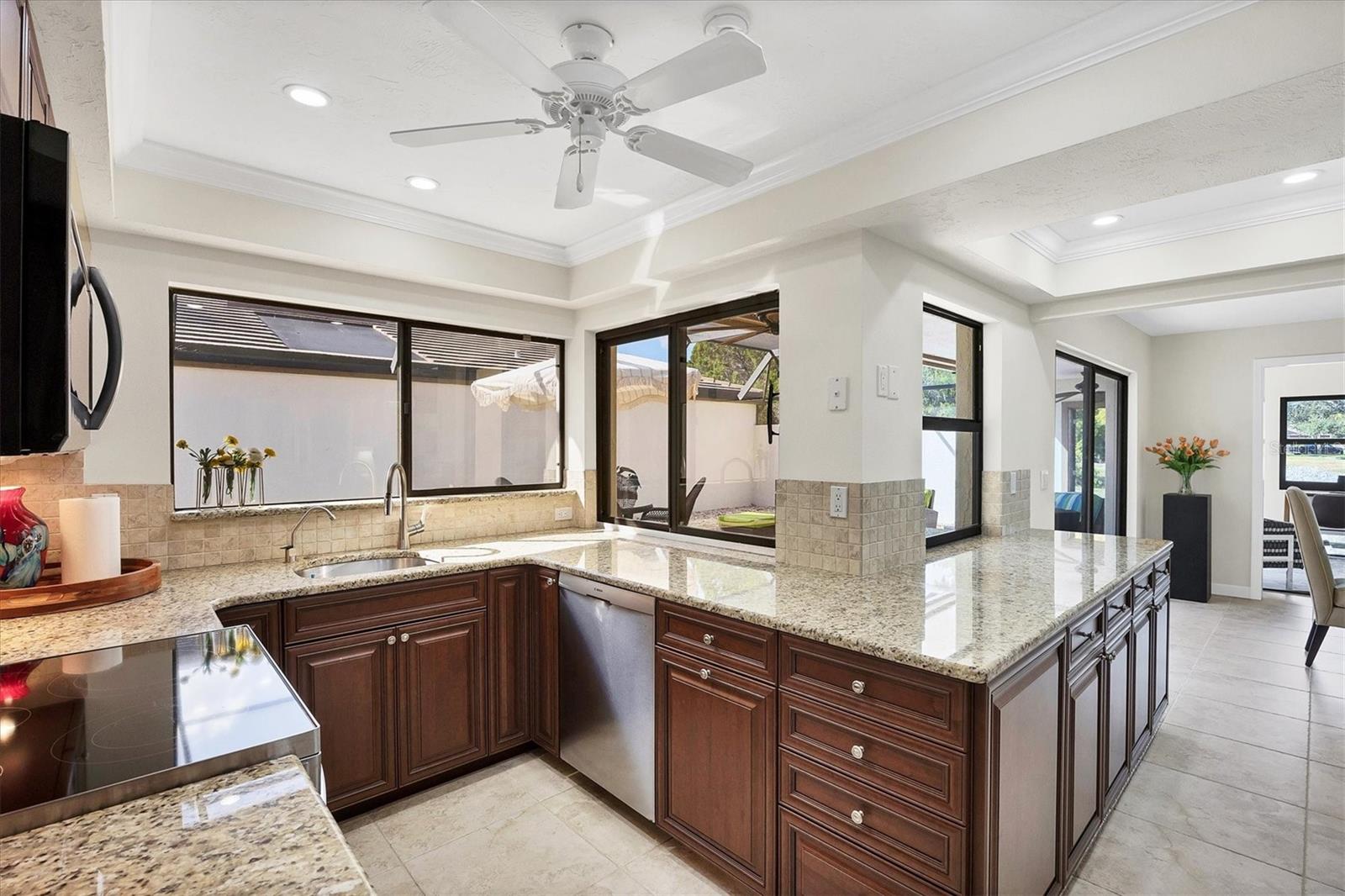 GLEN OAKS MANOR HOMES PH 1 - Residential