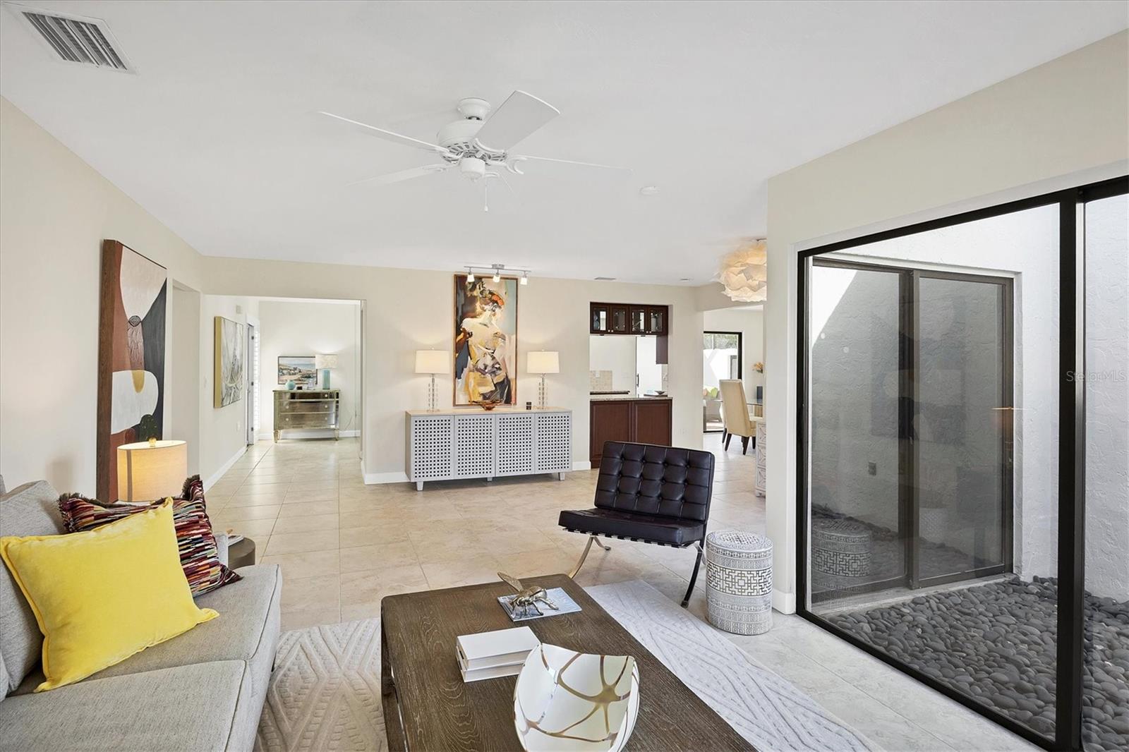 GLEN OAKS MANOR HOMES PH 1 - Residential