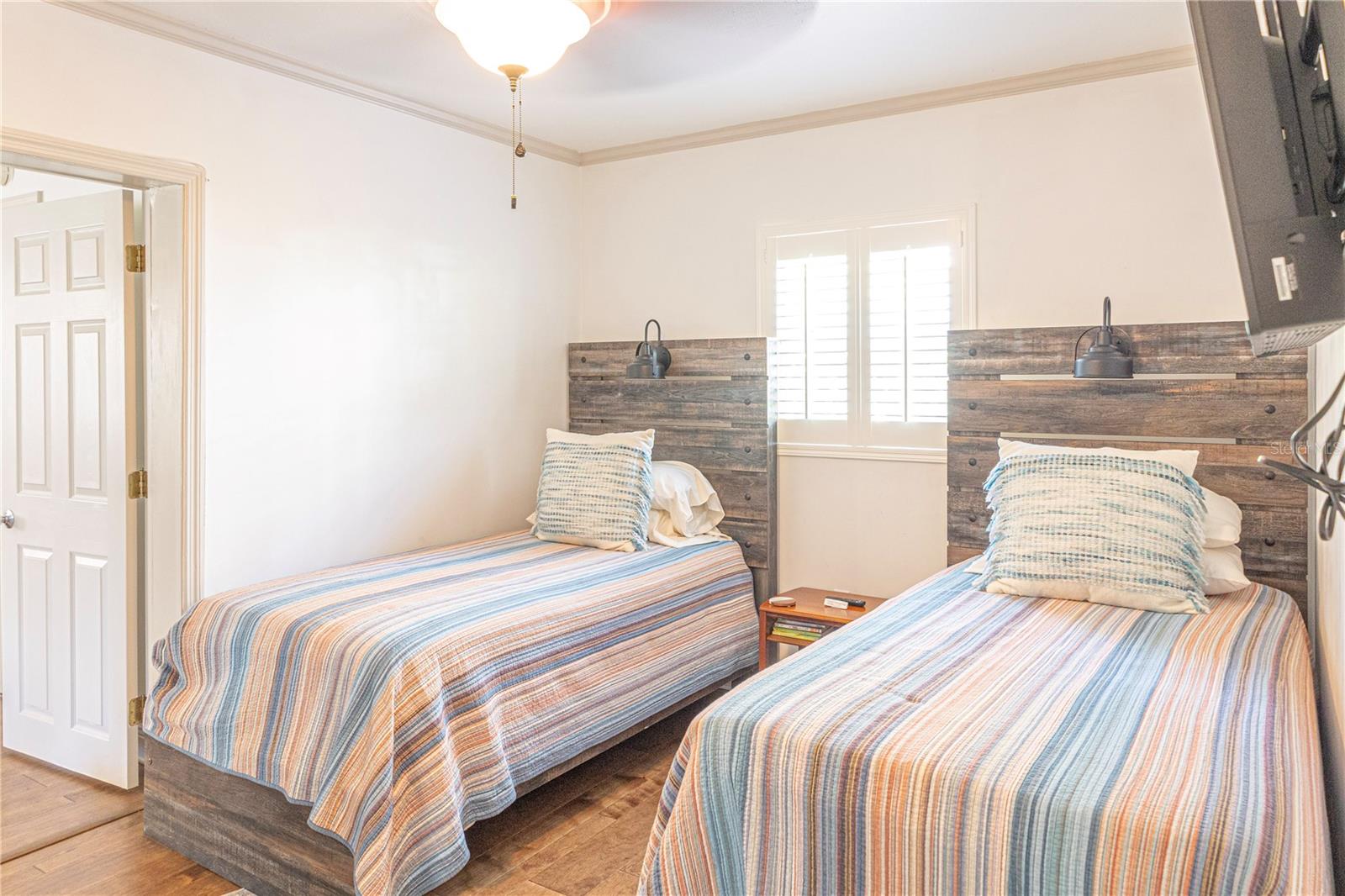 CLEVELAND HEIGHTS - Residential Lease