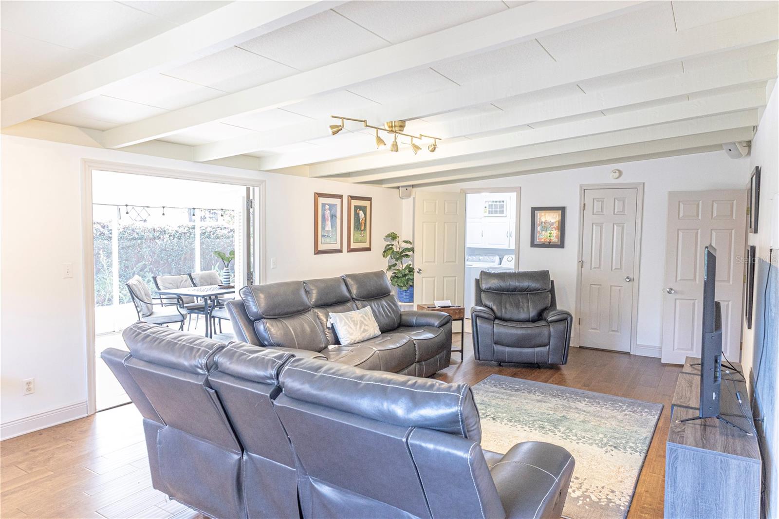 CLEVELAND HEIGHTS - Residential Lease