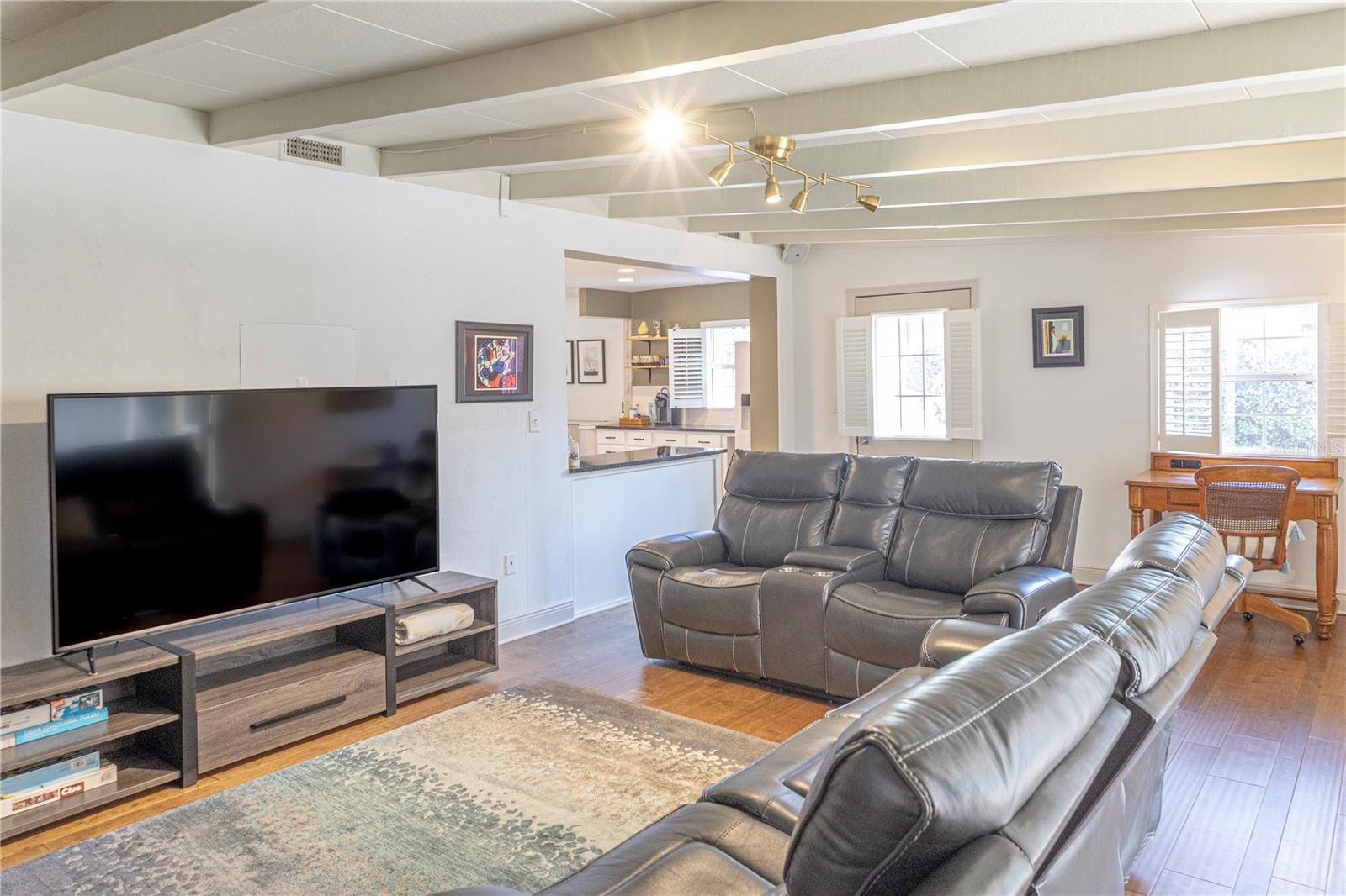 CLEVELAND HEIGHTS - Residential Lease