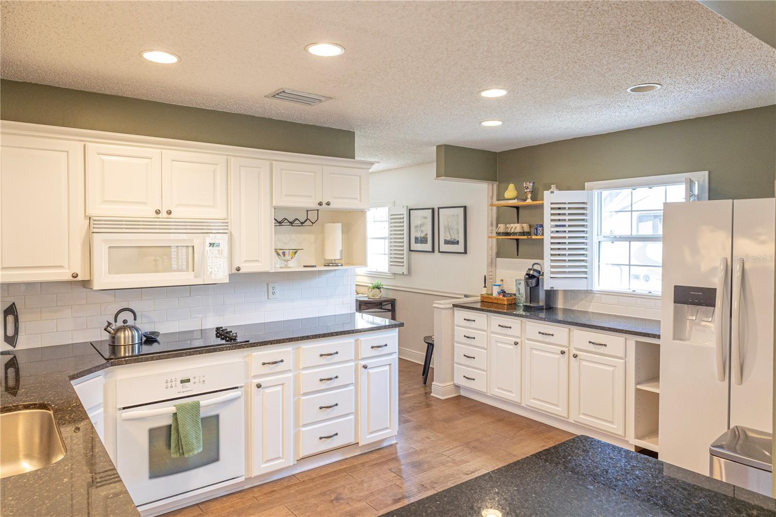 CLEVELAND HEIGHTS - Residential Lease