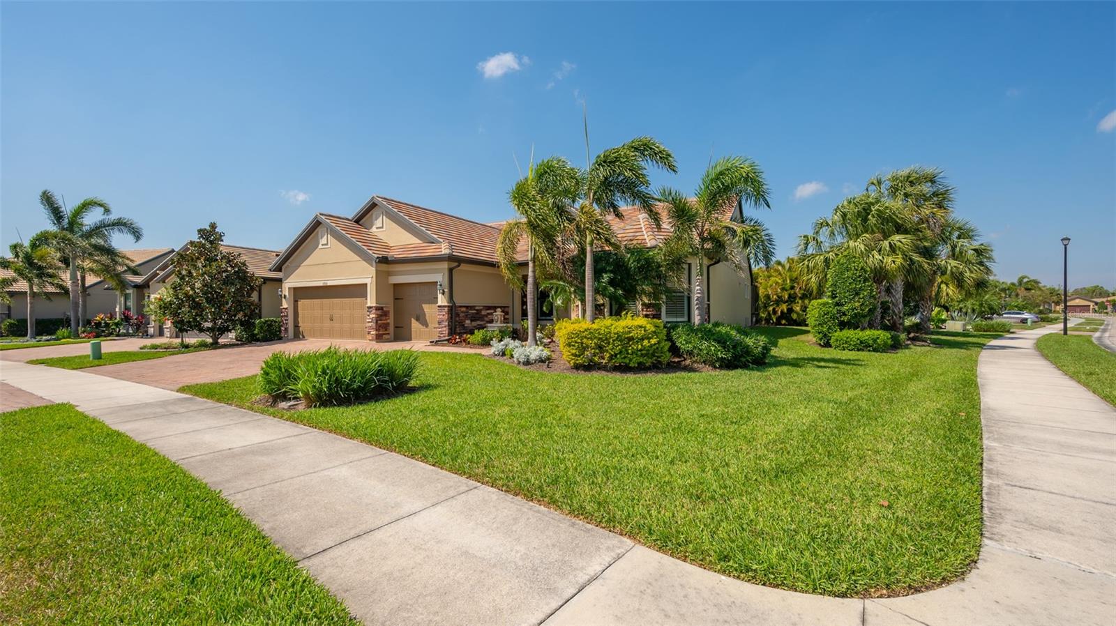 SANDHILL PRESERVE - Residential