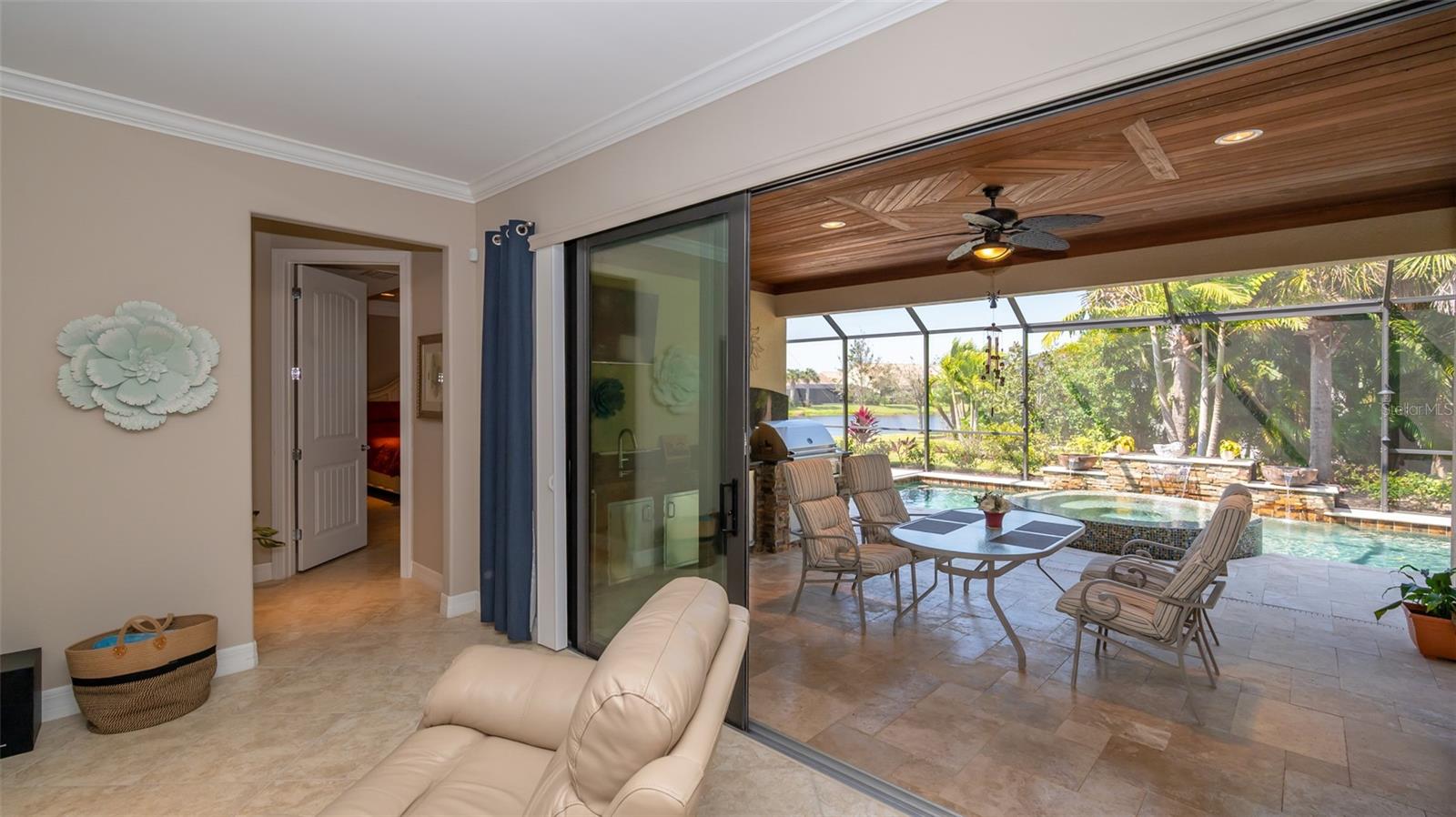 SANDHILL PRESERVE - Residential