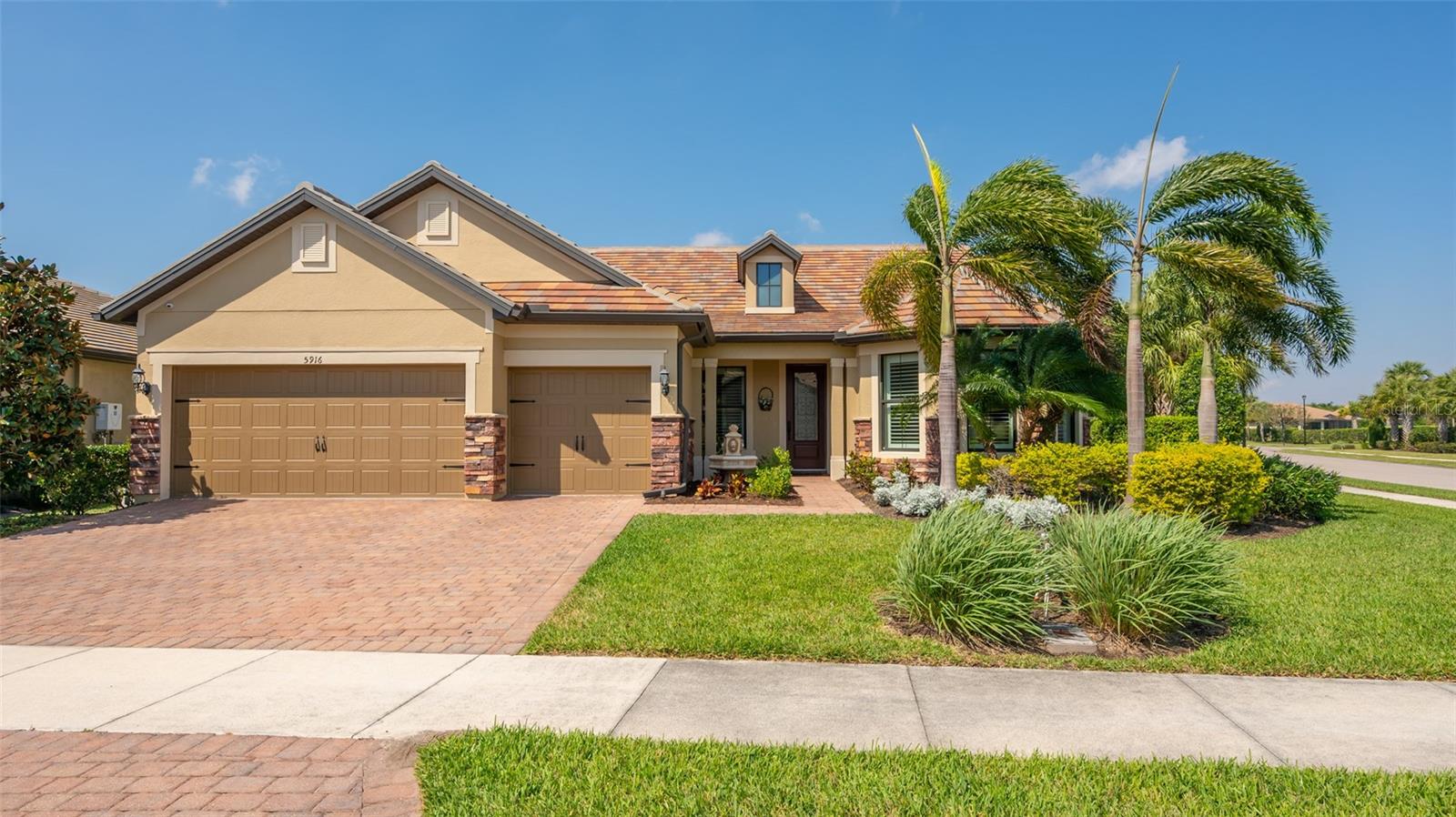 SANDHILL PRESERVE - Residential