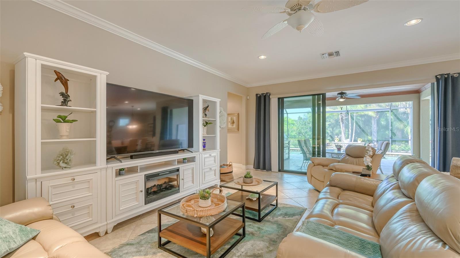 SANDHILL PRESERVE - Residential