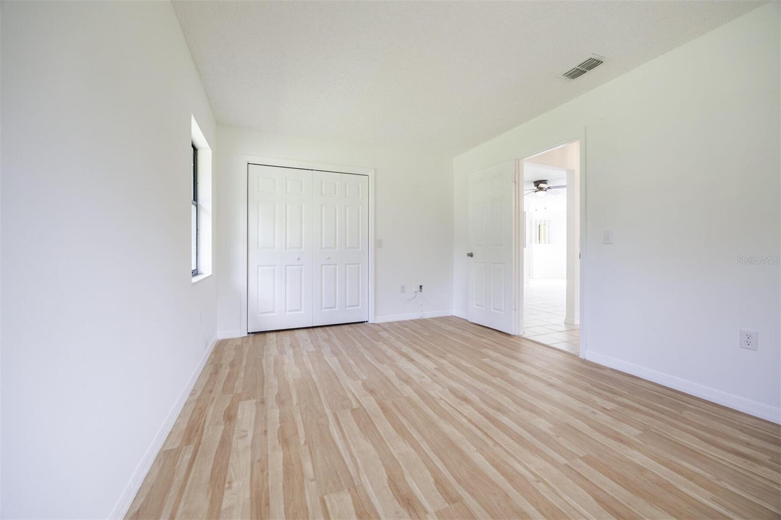 001069 - UNREC TRACTS IN 23-17S-19E - Residential