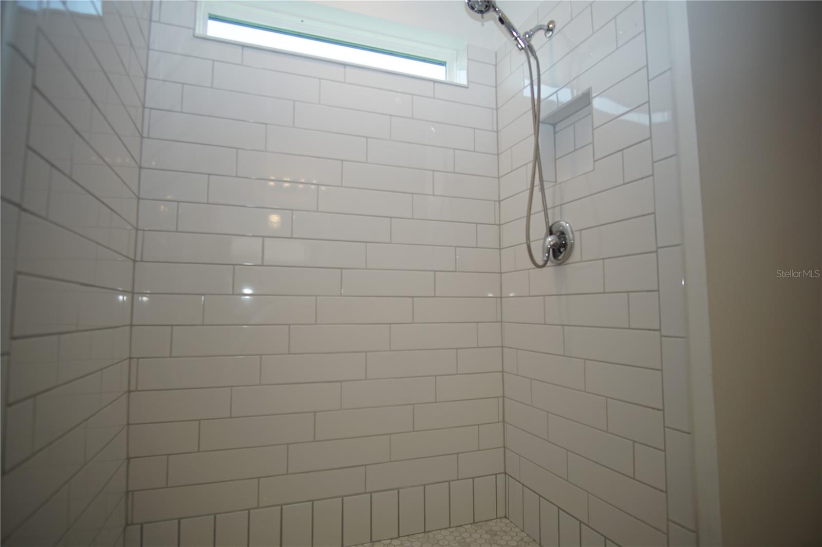 SUMMERS CAY - Residential