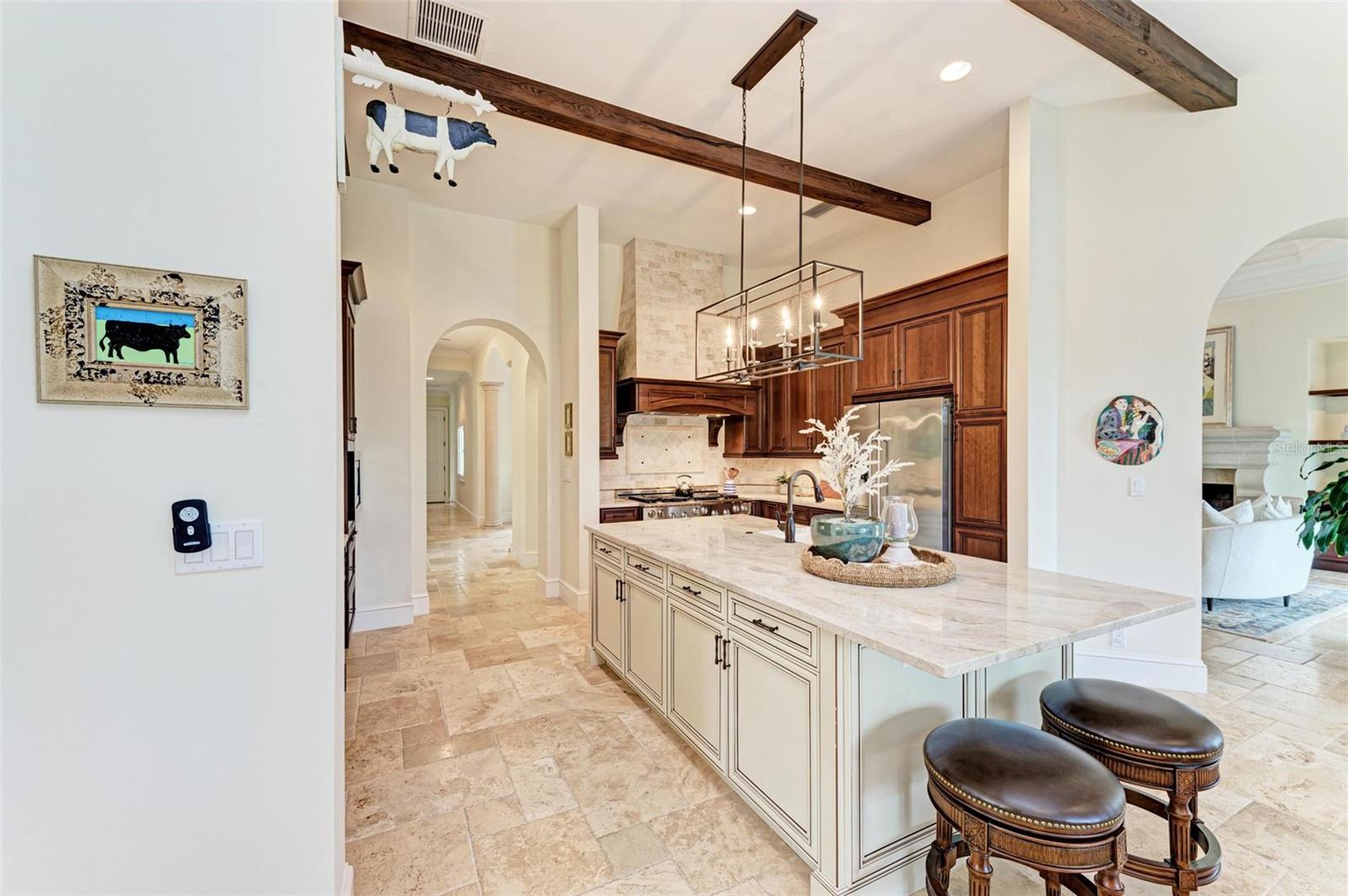 FOUNDERS CLUB - Residential