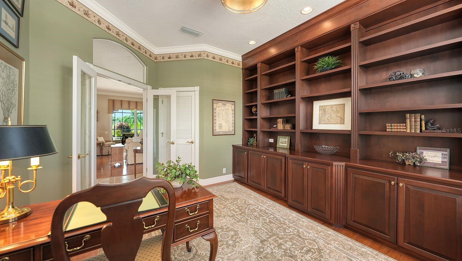8008 ROYAL BIRKDALE CIRCLE