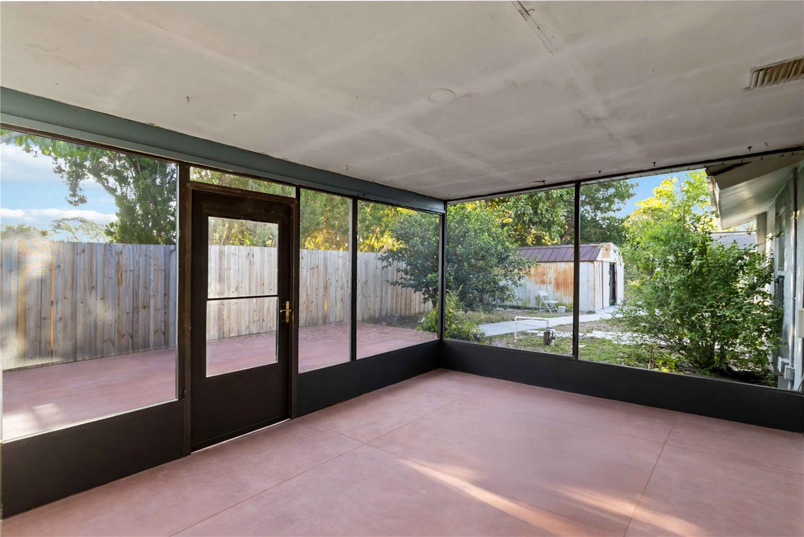 LOCKWOOD MEADOWS - Residential