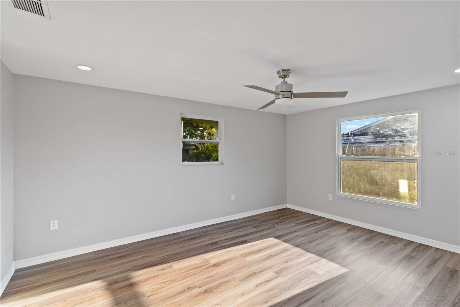 LOCKWOOD MEADOWS - Residential