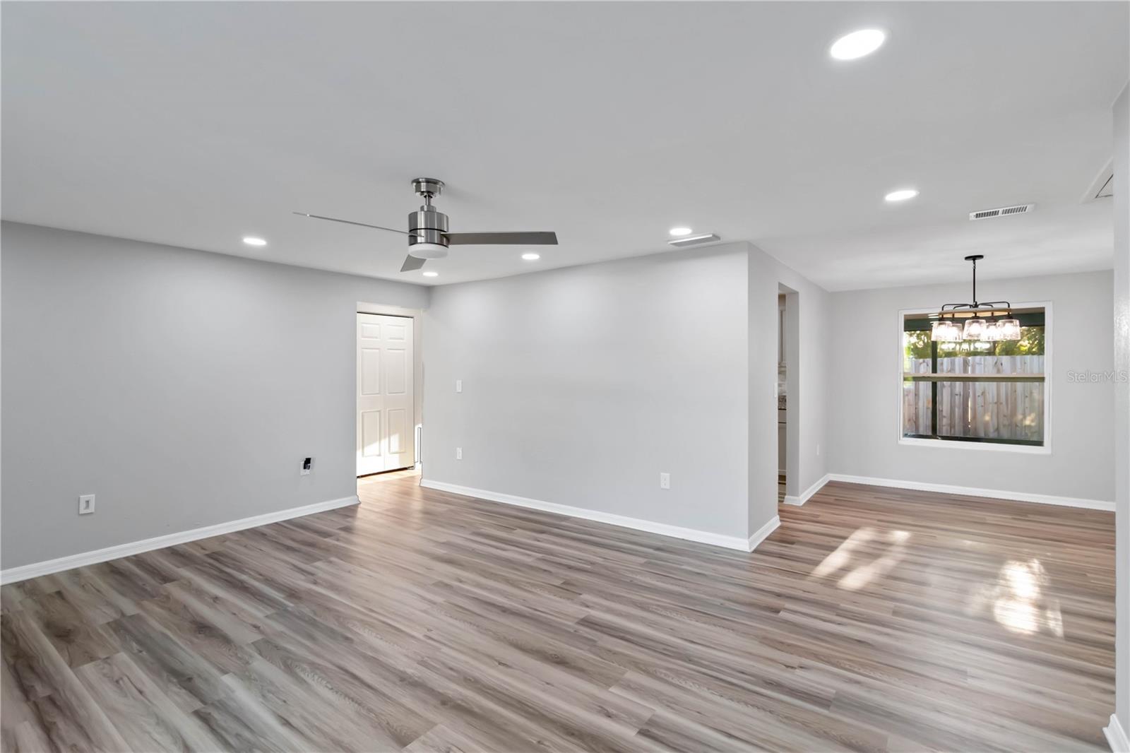 LOCKWOOD MEADOWS - Residential