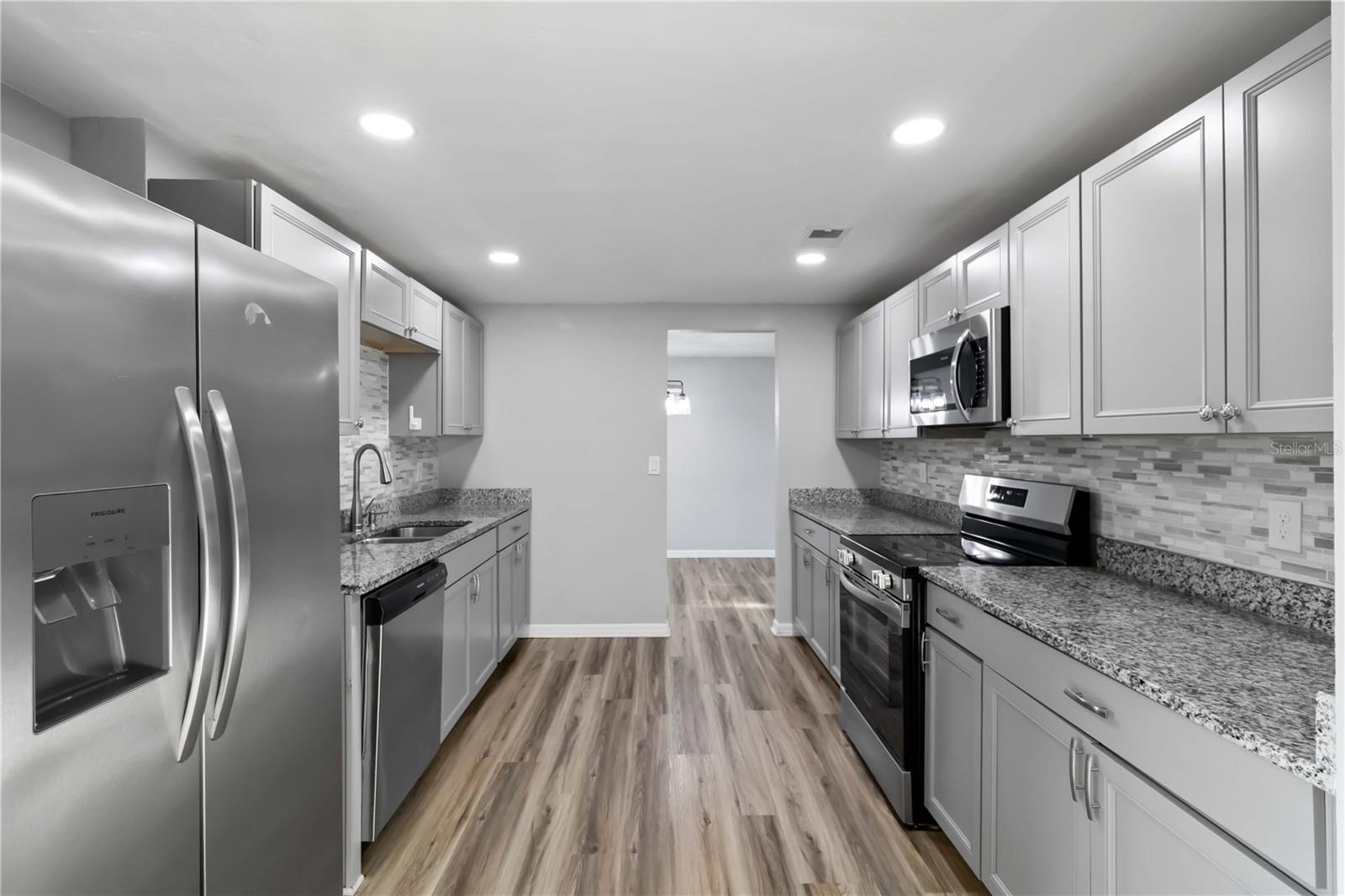 LOCKWOOD MEADOWS - Residential