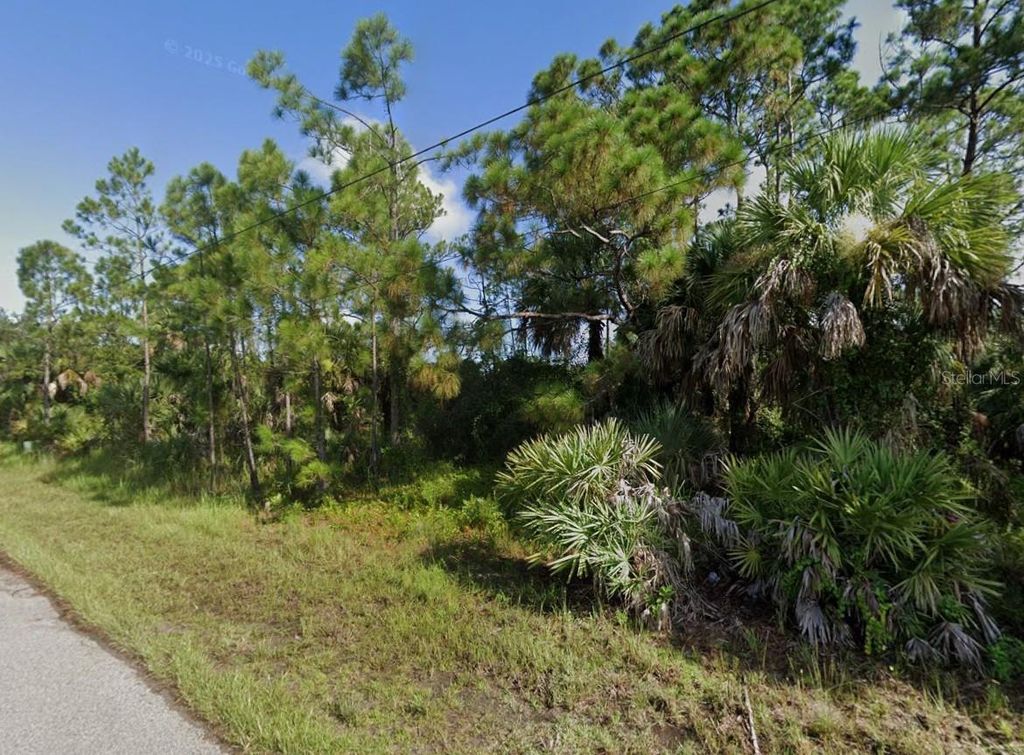 Photo of 9 Mendavia Terrace, North Port, FL 34286 (MLS # C7518842)