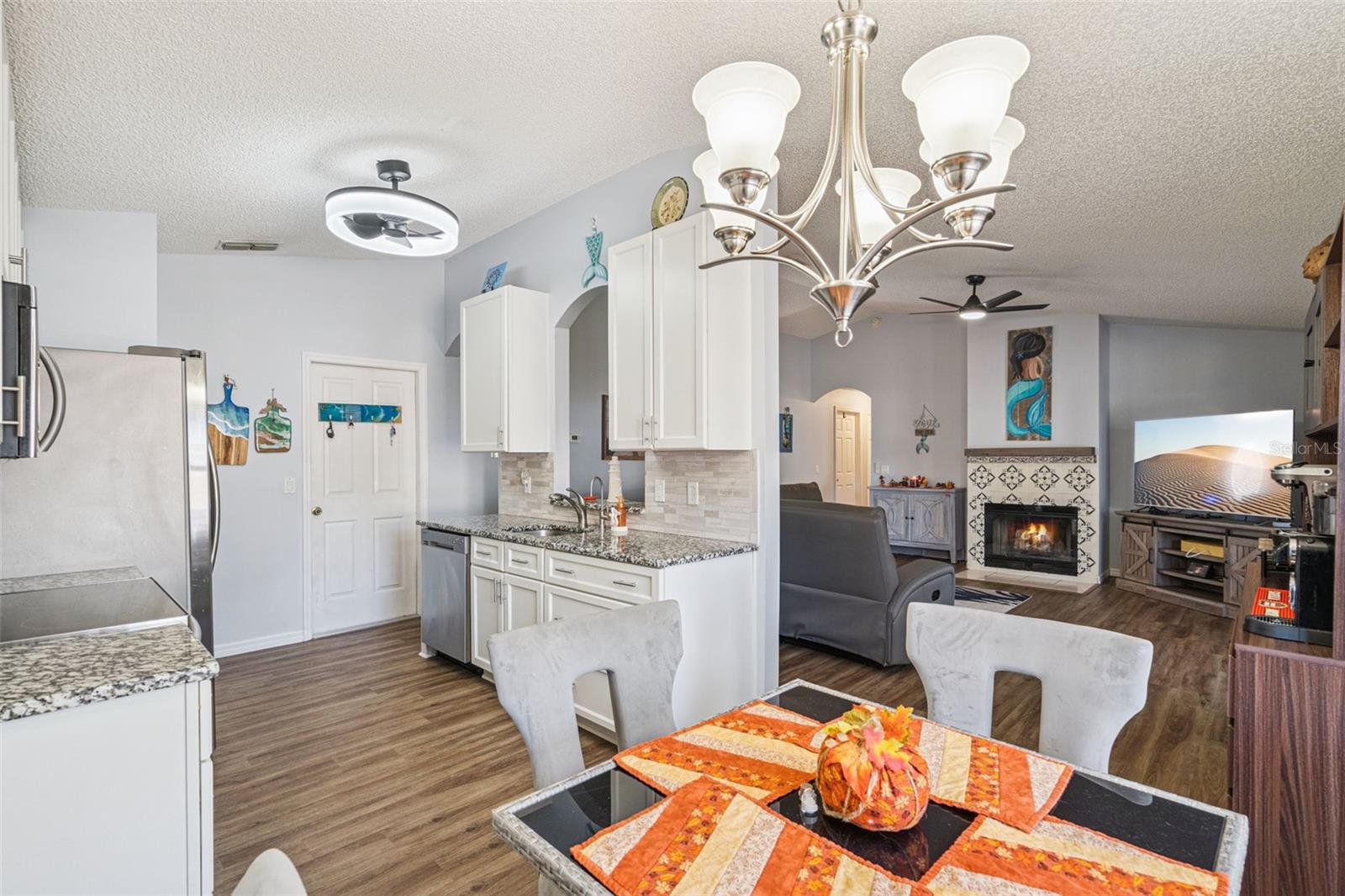 AUTUMN WOODS UNIT 03 - Residential