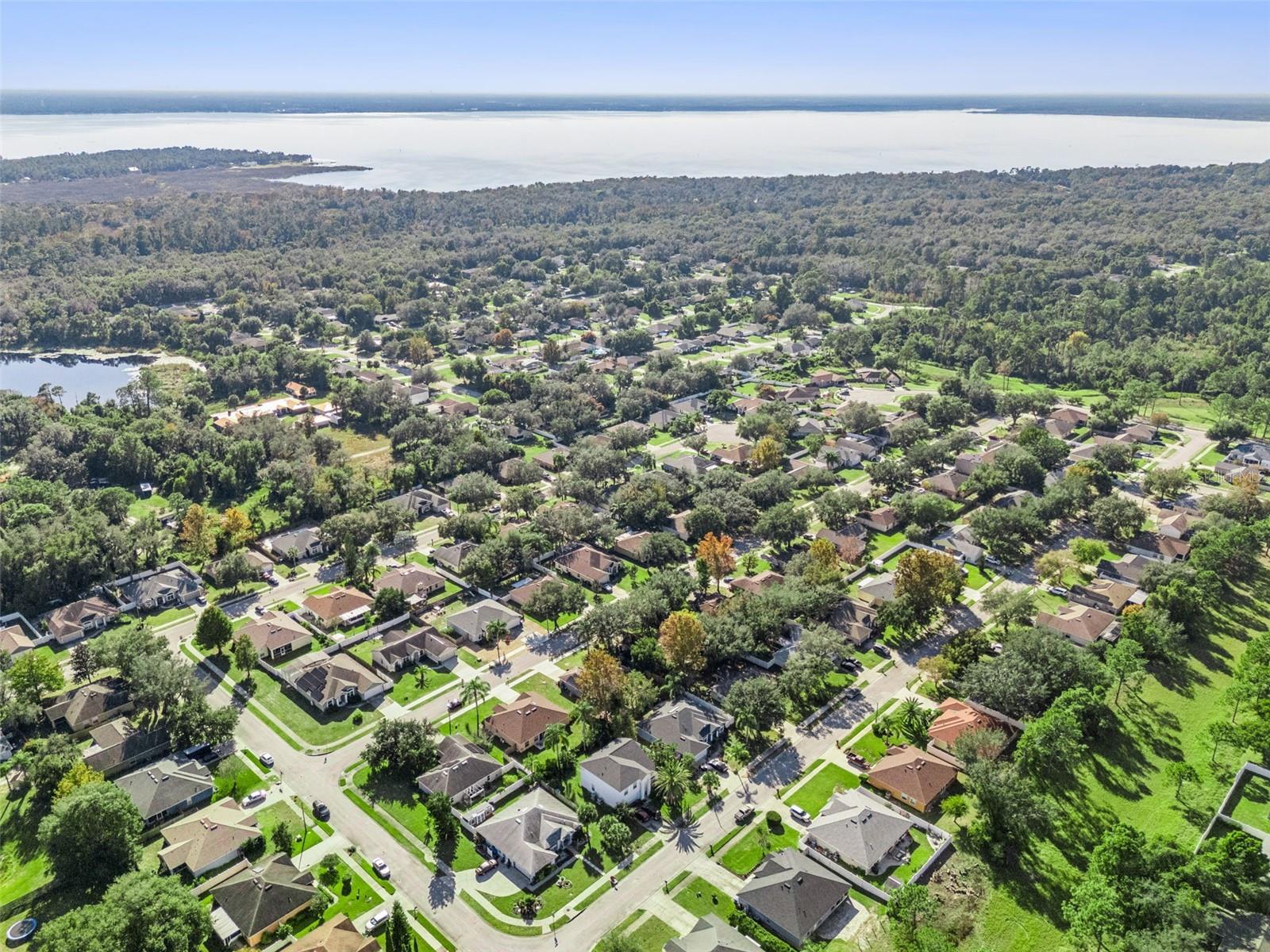 AUTUMN WOODS UNIT 03 - Residential