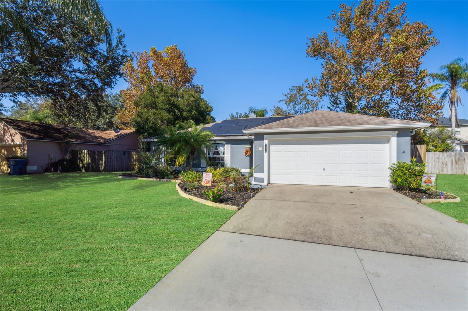 AUTUMN WOODS UNIT 03 - Residential