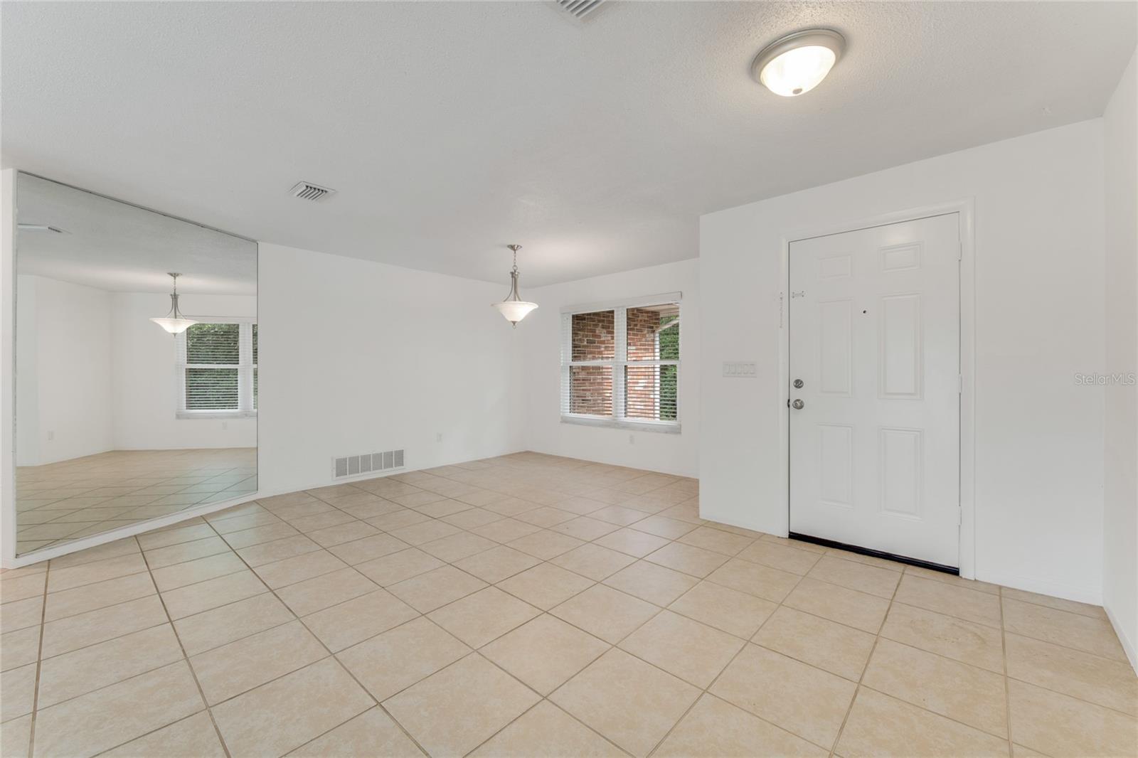 660 SAXON BOULEVARD