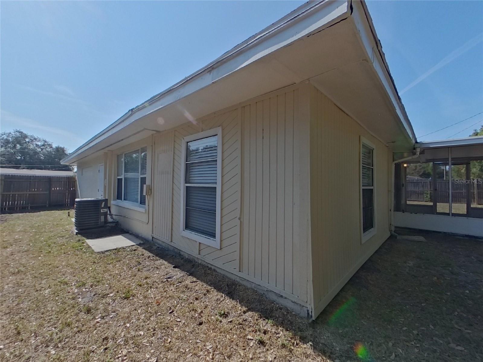 HIGHLAND TERRACE MANOR - Residential Lease