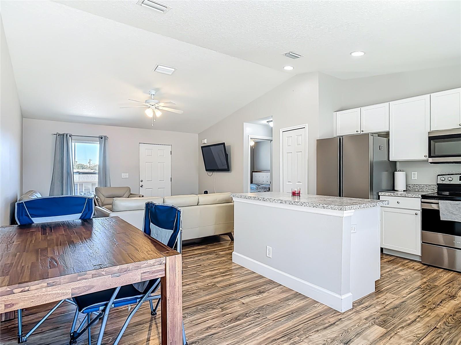 ORANGE CITY TERRACE - Residential