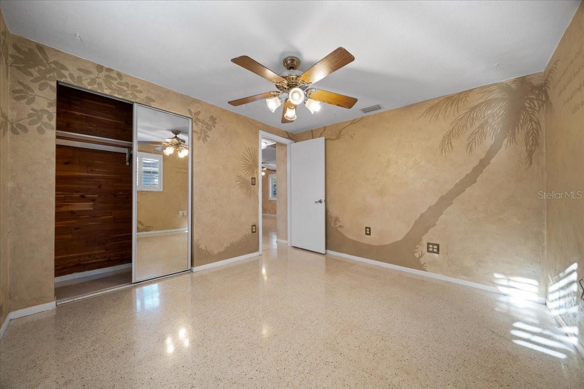 1118 CLASSIC DRIVE