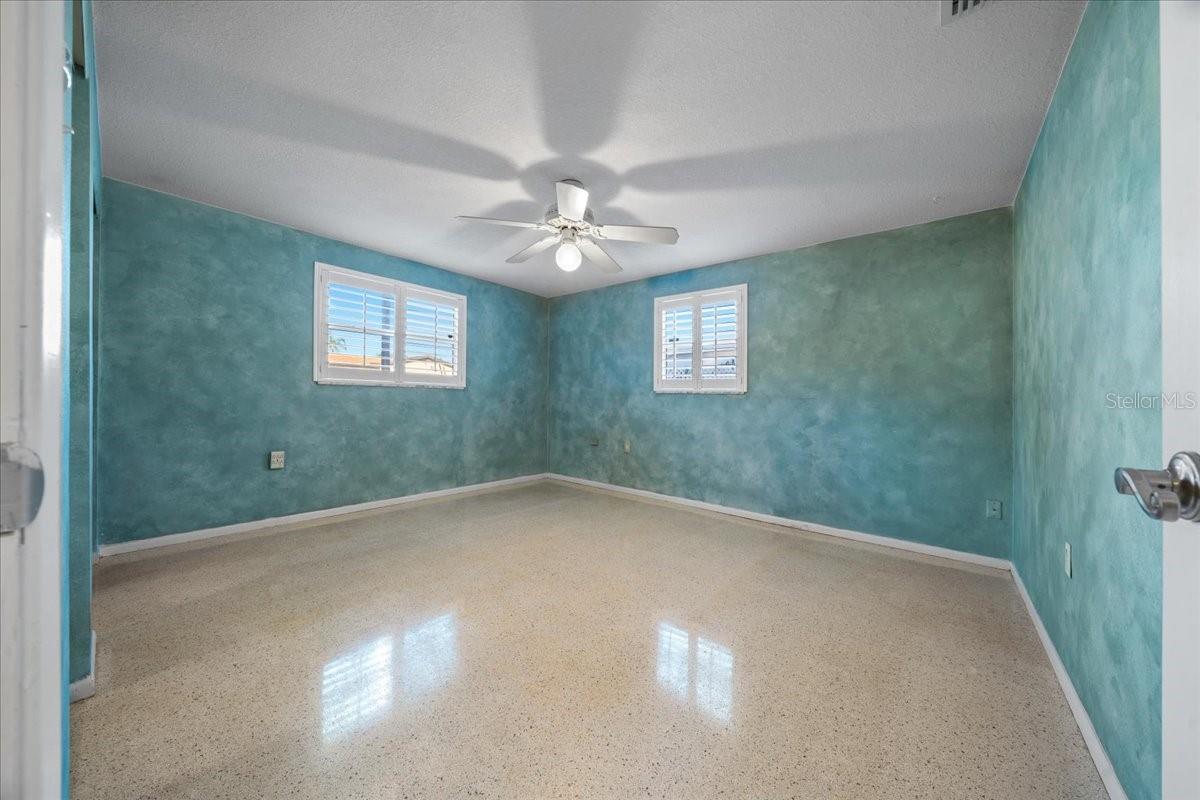 1118 CLASSIC DRIVE