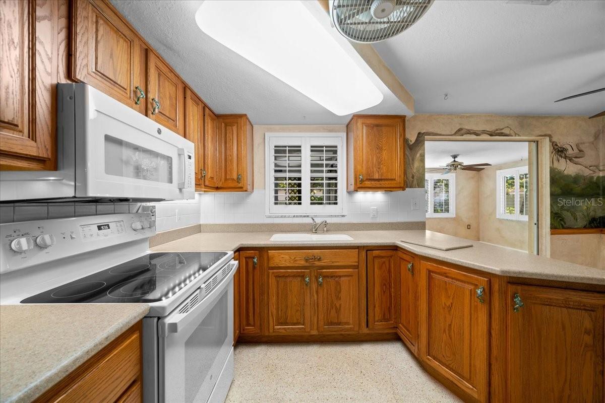 HOLIDAY LAKE ESTATES - Residential