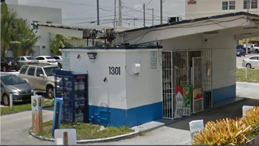 1301 E COMMERCIAL BOULEVARD