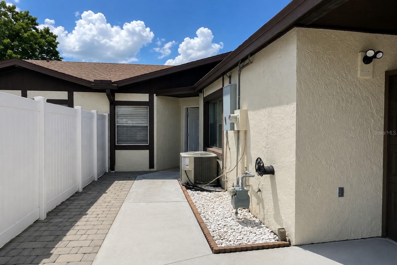 10034 BRIGHTFIELD COURT