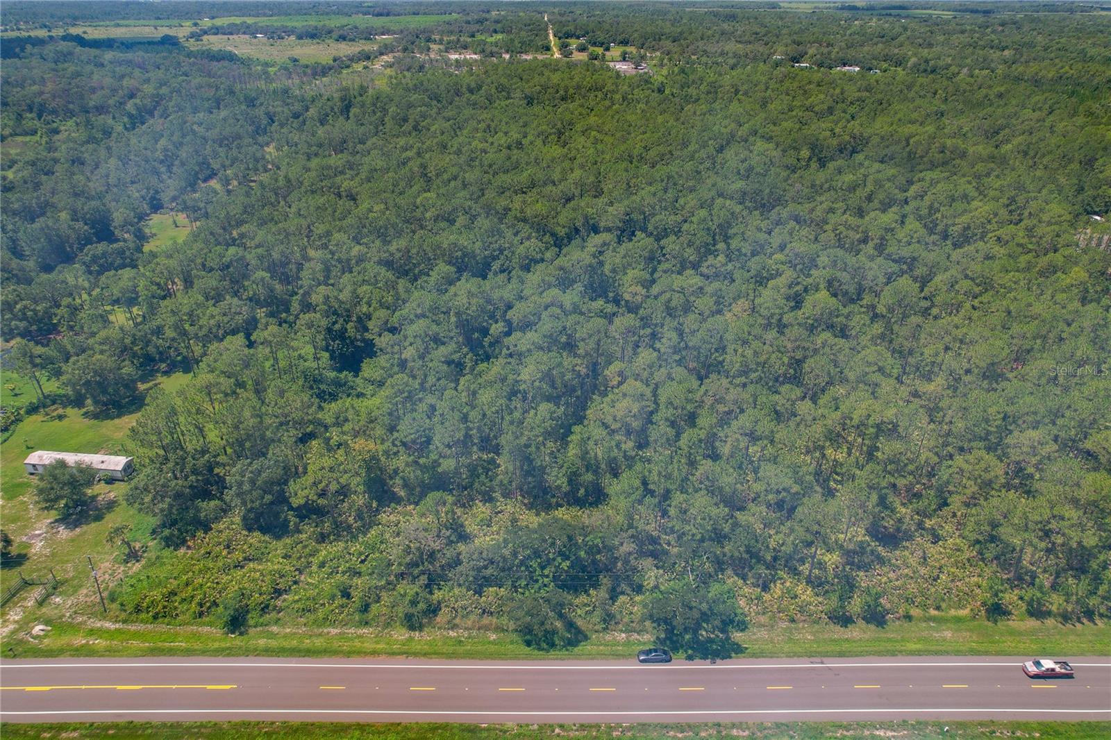 OAKRIDGE ESTATES - Land