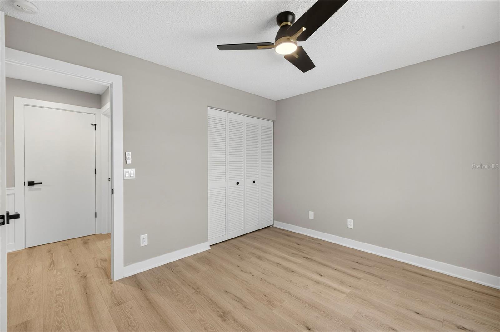 VILLAGES OF EMERALD LAKES - Residential