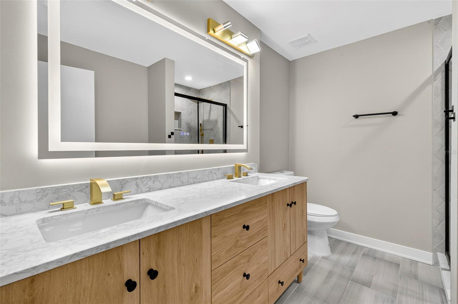 VILLAGES OF EMERALD LAKES - Residential