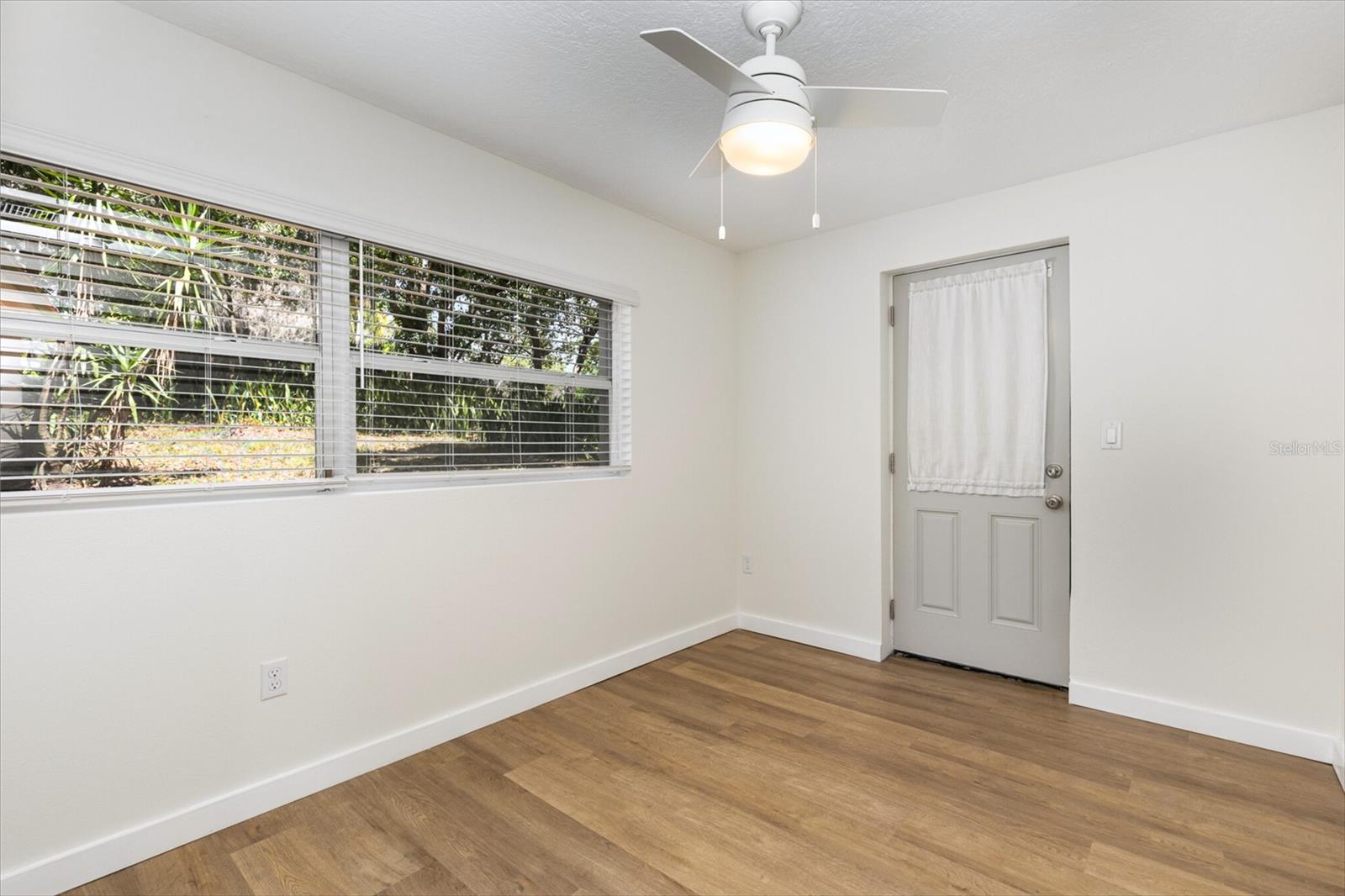 LAKE DAVIS HEIGHTS - Residential