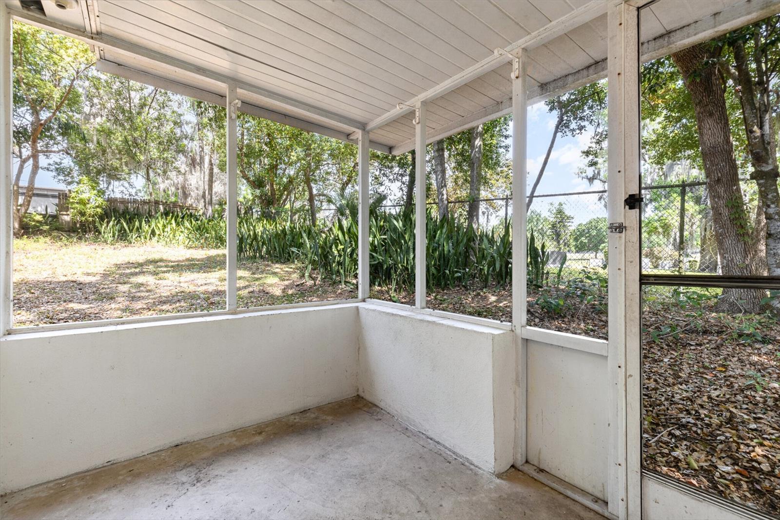 LAKE DAVIS HEIGHTS - Residential